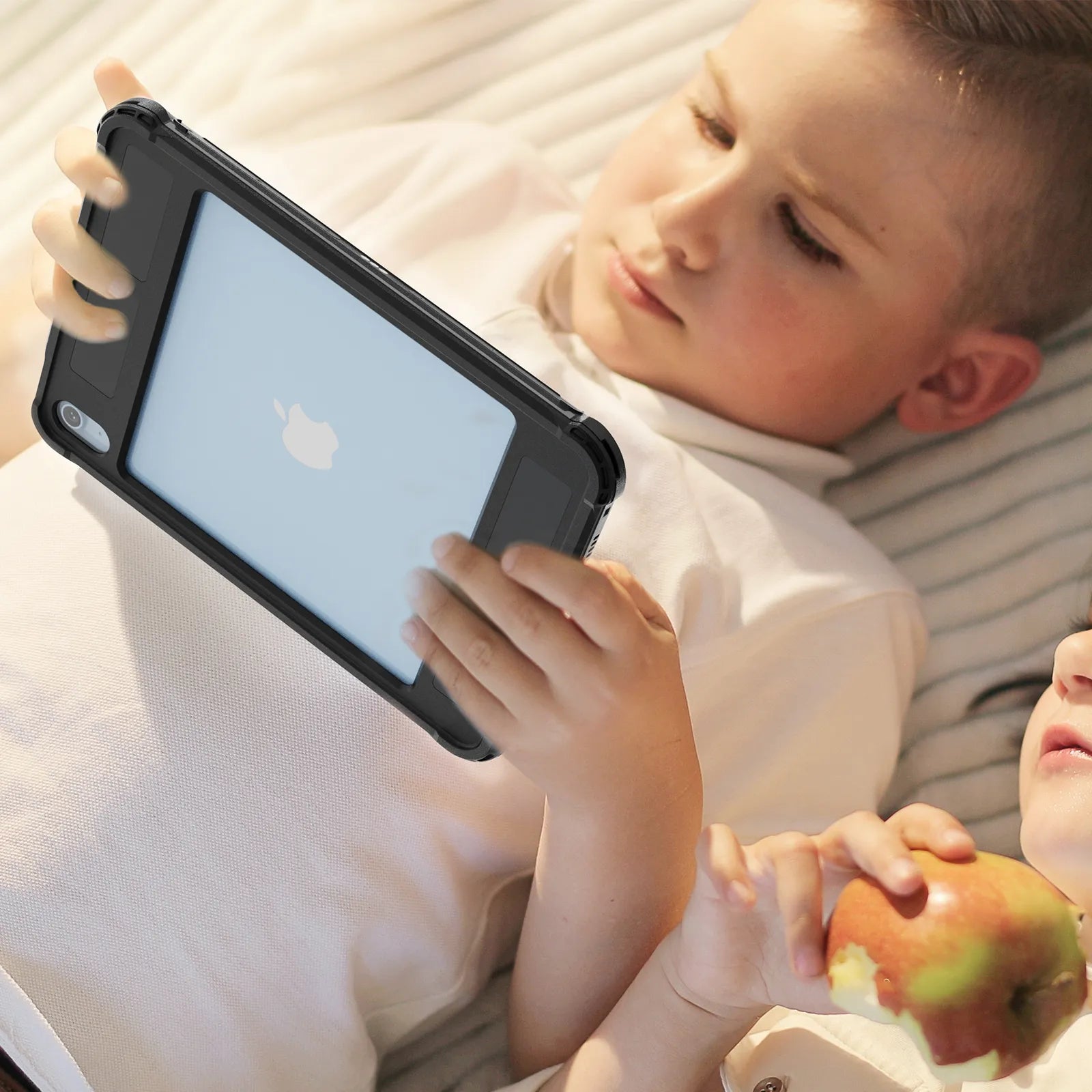 ShellBox Case iPad 10 (10.9) TPU + PC Protective Case with Smart Keyboard Support